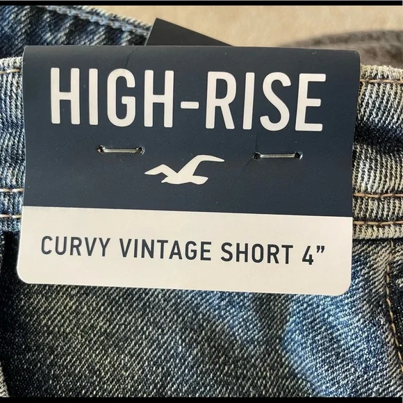 Hollister High-Waisted Curvy Vintage Denim Shorts - Picture 4 of 4